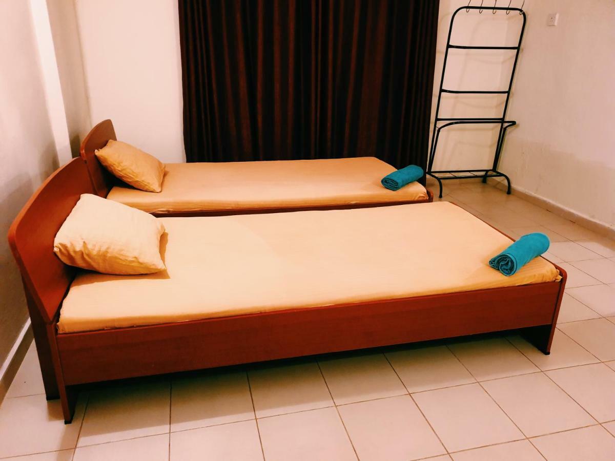 Oasis Skybeach Hostel - Negombo Ngoại thất bức ảnh